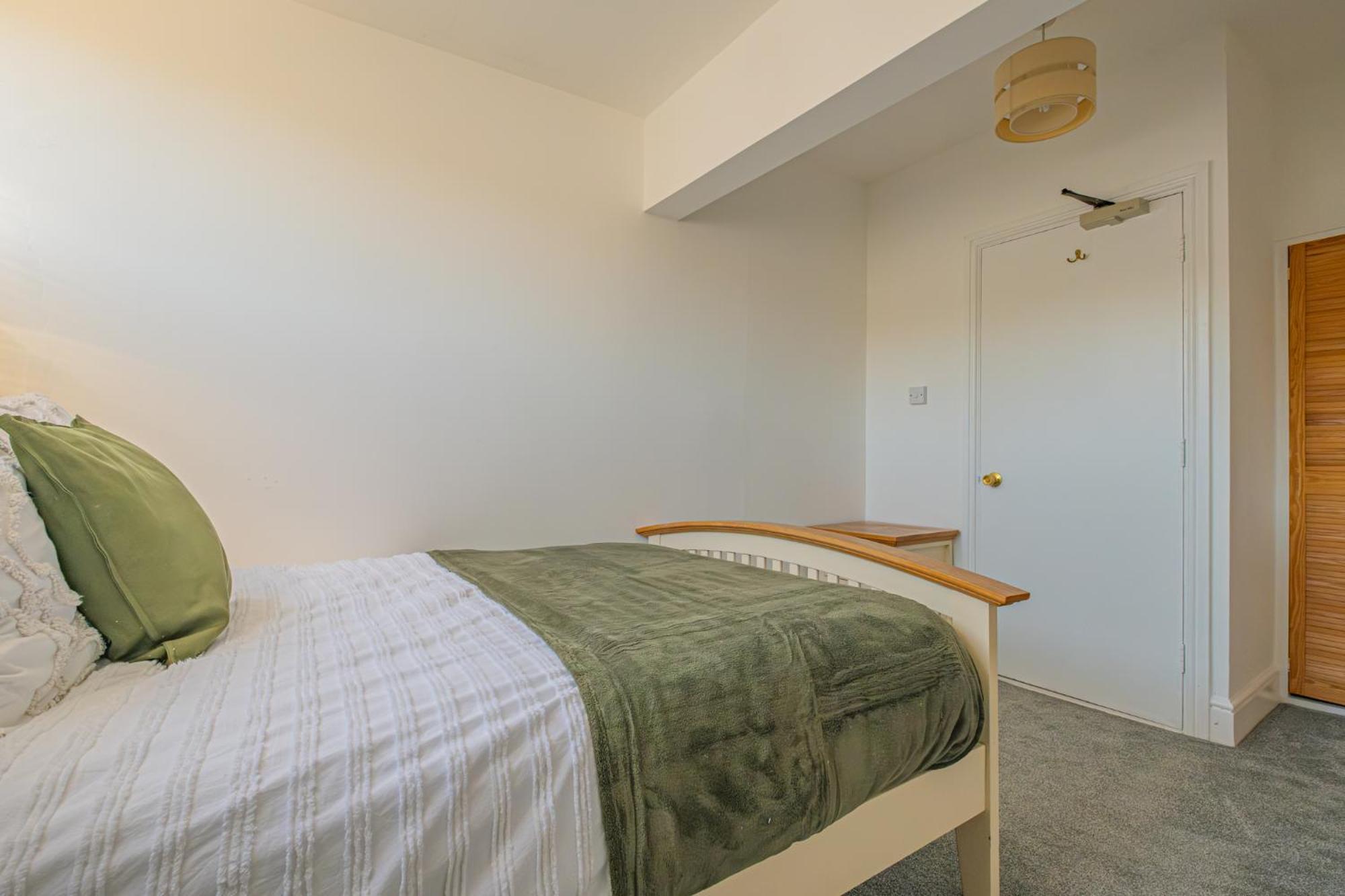 Castleview Coastal Comfort With 2 Parking Spaces Oystermouth Eksteriør billede