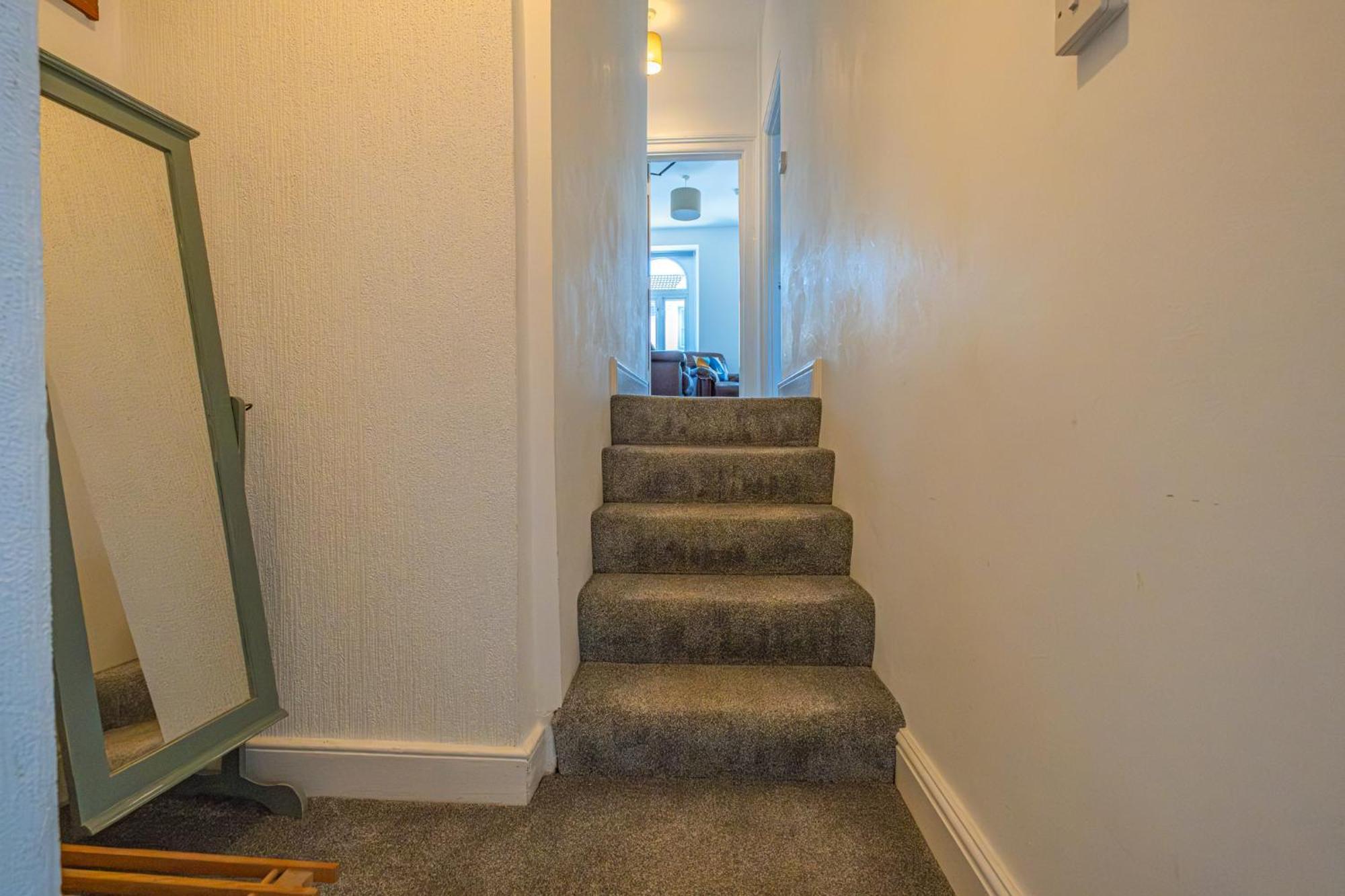 Castleview Coastal Comfort With 2 Parking Spaces Oystermouth Eksteriør billede
