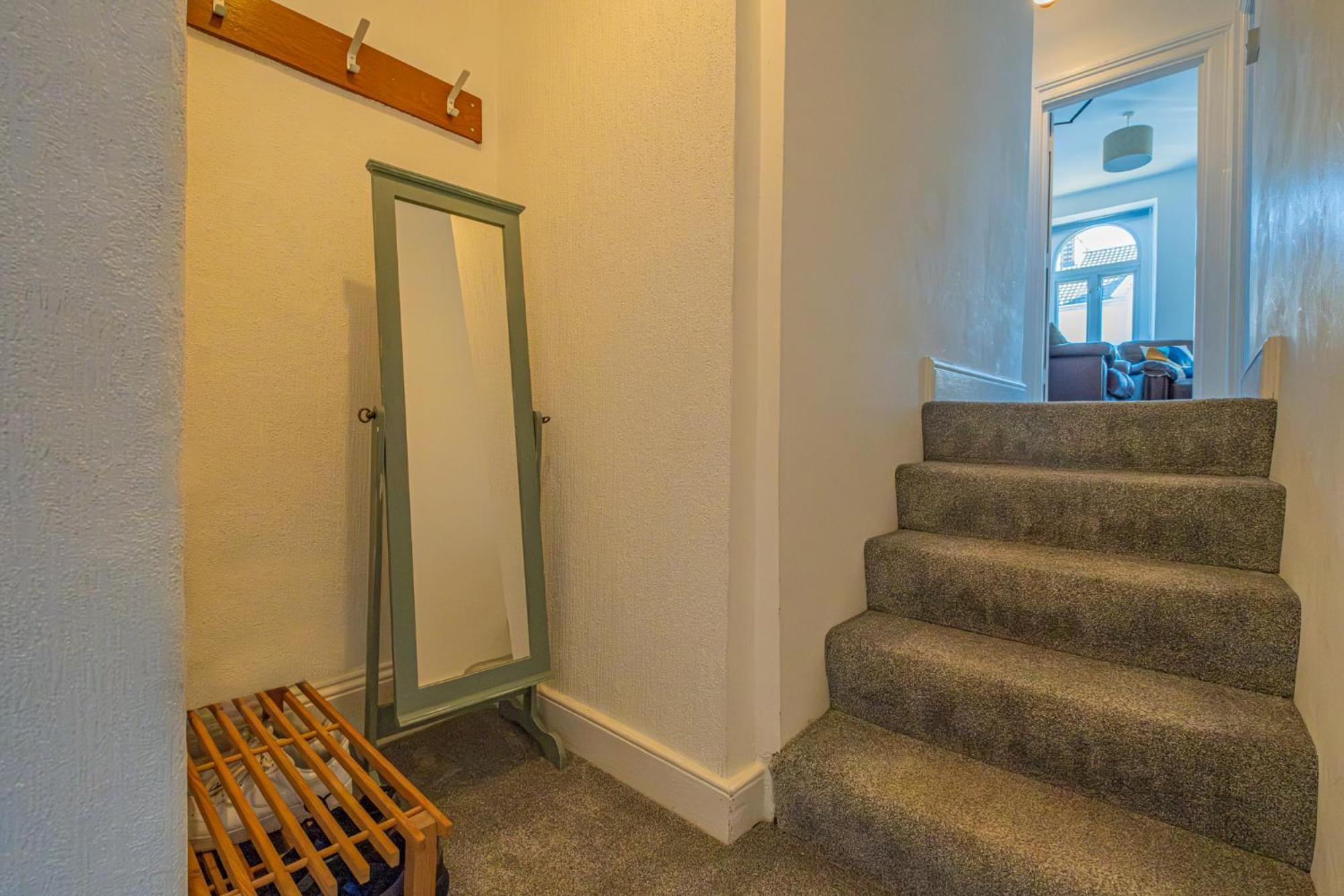 Castleview Coastal Comfort With 2 Parking Spaces Oystermouth Eksteriør billede